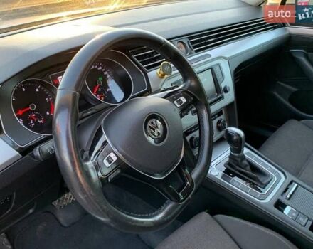 Серый Фольксваген Пассат, объемом двигателя 2 л и пробегом 319 тыс. км за 15200 $, фото 5 на Automoto.ua