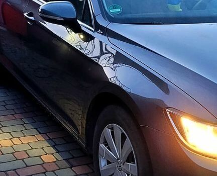 Серый Фольксваген Пассат, объемом двигателя 2 л и пробегом 250 тыс. км за 14500 $, фото 1 на Automoto.ua