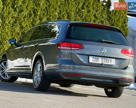 Сірий Фольксваген Пассат, об'ємом двигуна 2 л та пробігом 195 тис. км за 16999 $, фото 24 на Automoto.ua