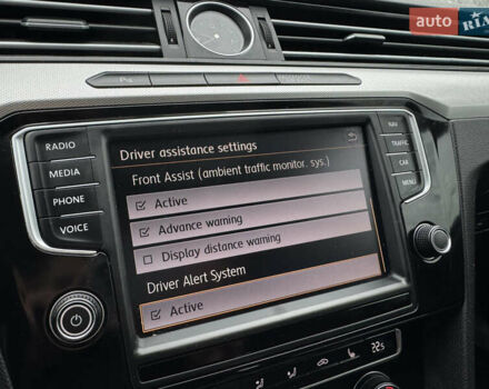 Сірий Фольксваген Пассат, об'ємом двигуна 1.97 л та пробігом 359 тис. км за 14500 $, фото 17 на Automoto.ua