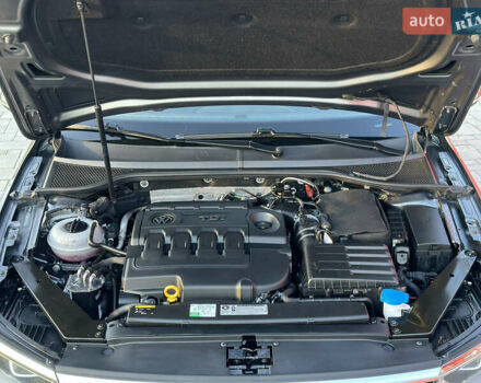 Серый Фольксваген Пассат, объемом двигателя 2 л и пробегом 220 тыс. км за 17999 $, фото 42 на Automoto.ua