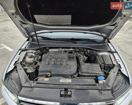 Серый Фольксваген Пассат, объемом двигателя 1.97 л и пробегом 198 тыс. км за 25000 $, фото 42 на Automoto.ua