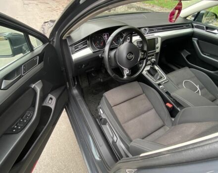 Серый Фольксваген Пассат, объемом двигателя 1.6 л и пробегом 228 тыс. км за 11900 $, фото 4 на Automoto.ua