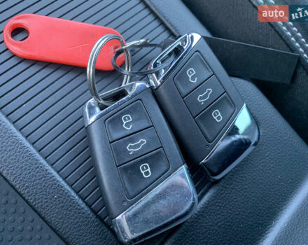 Сірий Фольксваген Пассат, об'ємом двигуна 2 л та пробігом 290 тис. км за 19700 $, фото 76 на Automoto.ua