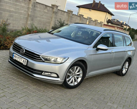 Серый Фольксваген Пассат, объемом двигателя 1.6 л и пробегом 262 тыс. км за 11800 $, фото 1 на Automoto.ua