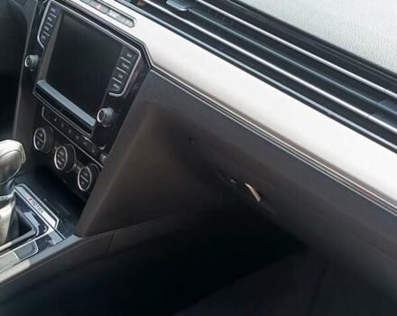 Сірий Фольксваген Пассат, об'ємом двигуна 1.97 л та пробігом 240 тис. км за 16000 $, фото 13 на Automoto.ua