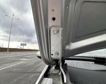 Серый Фольксваген Пассат, объемом двигателя 1.97 л и пробегом 306 тыс. км за 15000 $, фото 60 на Automoto.ua