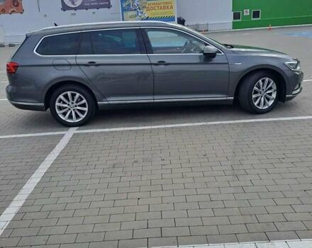 Серый Фольксваген Пассат, объемом двигателя 1.97 л и пробегом 250 тыс. км за 19000 $, фото 4 на Automoto.ua