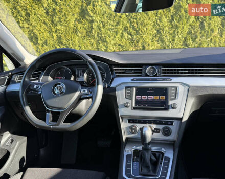 Серый Фольксваген Пассат, объемом двигателя 2 л и пробегом 195 тыс. км за 16999 $, фото 42 на Automoto.ua