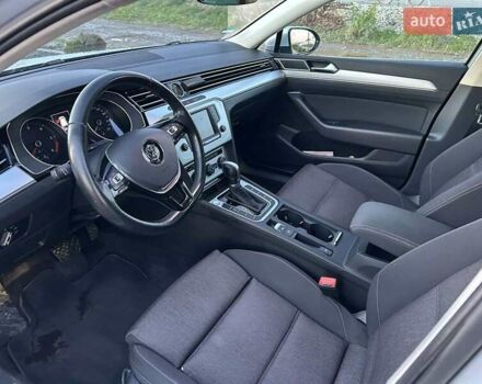 Серый Фольксваген Пассат, объемом двигателя 1.97 л и пробегом 273 тыс. км за 14200 $, фото 6 на Automoto.ua