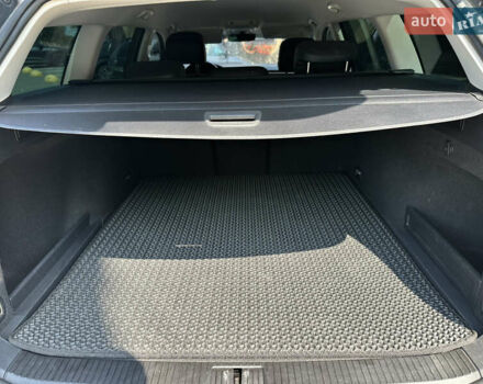 Серый Фольксваген Пассат, объемом двигателя 1.97 л и пробегом 275 тыс. км за 15999 $, фото 56 на Automoto.ua