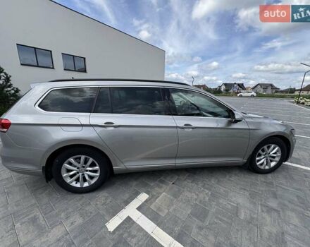 Сірий Фольксваген Пассат, об'ємом двигуна 1.6 л та пробігом 257 тис. км за 13300 $, фото 18 на Automoto.ua