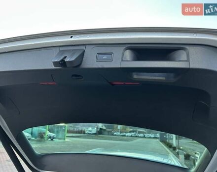 Серый Фольксваген Пассат, объемом двигателя 1.97 л и пробегом 273 тыс. км за 14200 $, фото 10 на Automoto.ua