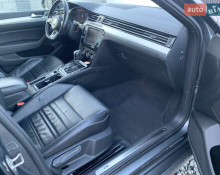 Сірий Фольксваген Пассат, об'ємом двигуна 2 л та пробігом 290 тис. км за 19700 $, фото 33 на Automoto.ua