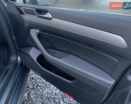 Сірий Фольксваген Пассат, об'ємом двигуна 2 л та пробігом 290 тис. км за 19700 $, фото 35 на Automoto.ua