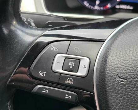 Фольксваген Пассат 2016 в Коломые на Automoto.ua Серый Фольксваген Пассат, объемом двигателя 1.97 л и пробегом 330 тыс. км за 14950 $, фото 55 на Automoto.ua