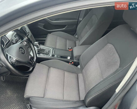 Серый Фольксваген Пассат, объемом двигателя 1.97 л и пробегом 240 тыс. км за 15599 $, фото 30 на Automoto.ua