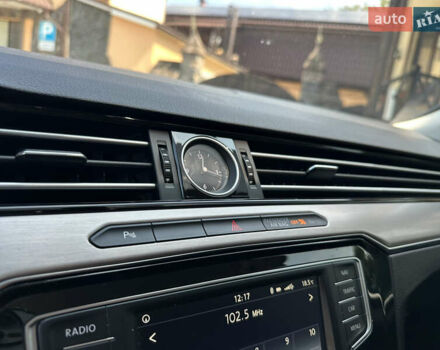 Серый Фольксваген Пассат, объемом двигателя 1.97 л и пробегом 275 тыс. км за 15999 $, фото 41 на Automoto.ua