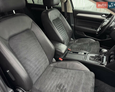 Сірий Фольксваген Пассат, об'ємом двигуна 1.97 л та пробігом 359 тис. км за 14500 $, фото 7 на Automoto.ua