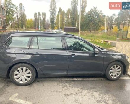 Серый Фольксваген Пассат, объемом двигателя 1.97 л и пробегом 280 тыс. км за 14400 $, фото 9 на Automoto.ua