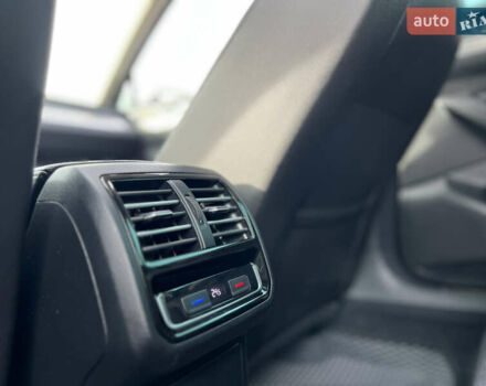 Серый Фольксваген Пассат, объемом двигателя 1.6 л и пробегом 265 тыс. км за 13200 $, фото 54 на Automoto.ua