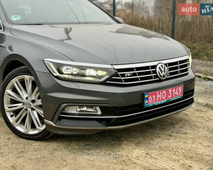 Сірий Фольксваген Пассат, об'ємом двигуна 2 л та пробігом 290 тис. км за 18850 $, фото 1 на Automoto.ua