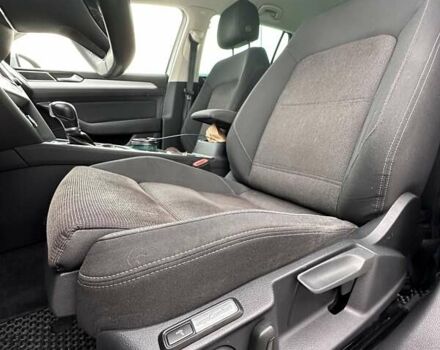 Серый Фольксваген Пассат, объемом двигателя 1.97 л и пробегом 306 тыс. км за 15000 $, фото 41 на Automoto.ua