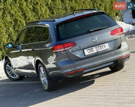 Серый Фольксваген Пассат, объемом двигателя 2 л и пробегом 195 тыс. км за 16999 $, фото 65 на Automoto.ua