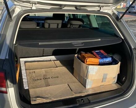 Сірий Фольксваген Пассат, об'ємом двигуна 1.6 л та пробігом 257 тис. км за 13300 $, фото 27 на Automoto.ua