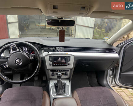 Серый Фольксваген Пассат, объемом двигателя 1.6 л и пробегом 320 тыс. км за 13500 $, фото 3 на Automoto.ua