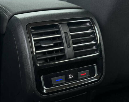 Сірий Фольксваген Пассат, об'ємом двигуна 1.6 л та пробігом 319 тис. км за 12200 $, фото 44 на Automoto.ua