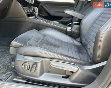 Серый Фольксваген Пассат, объемом двигателя 1.97 л и пробегом 275 тыс. км за 15999 $, фото 35 на Automoto.ua