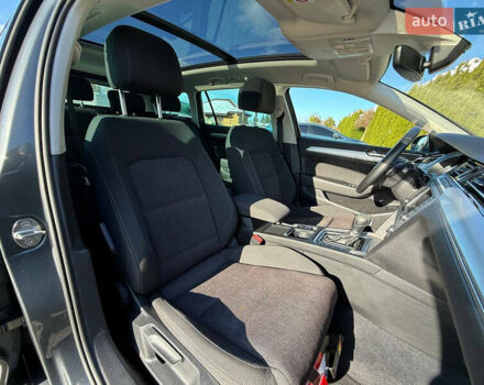 Сірий Фольксваген Пассат, об'ємом двигуна 2 л та пробігом 195 тис. км за 16999 $, фото 41 на Automoto.ua