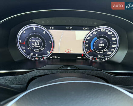 Сірий Фольксваген Пассат, об'ємом двигуна 1.97 л та пробігом 235 тис. км за 18200 $, фото 38 на Automoto.ua