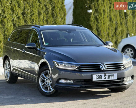 Серый Фольксваген Пассат, объемом двигателя 2 л и пробегом 195 тыс. км за 16999 $, фото 12 на Automoto.ua