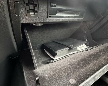 Серый Фольксваген Пассат, объемом двигателя 1.97 л и пробегом 306 тыс. км за 15000 $, фото 36 на Automoto.ua