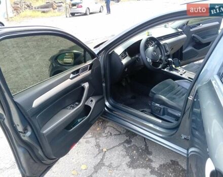 Серый Фольксваген Пассат, объемом двигателя 1.97 л и пробегом 270 тыс. км за 18500 $, фото 12 на Automoto.ua