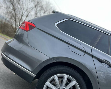 Серый Фольксваген Пассат, объемом двигателя 1.6 л и пробегом 265 тыс. км за 13200 $, фото 12 на Automoto.ua