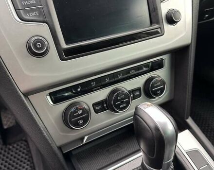 Серый Фольксваген Пассат, объемом двигателя 1.97 л и пробегом 306 тыс. км за 15000 $, фото 40 на Automoto.ua