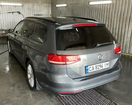 Серый Фольксваген Пассат, объемом двигателя 1.6 л и пробегом 240 тыс. км за 14900 $, фото 2 на Automoto.ua