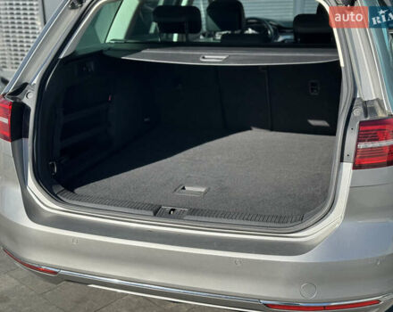 Сірий Фольксваген Пассат, об'ємом двигуна 1.6 л та пробігом 264 тис. км за 15800 $, фото 51 на Automoto.ua