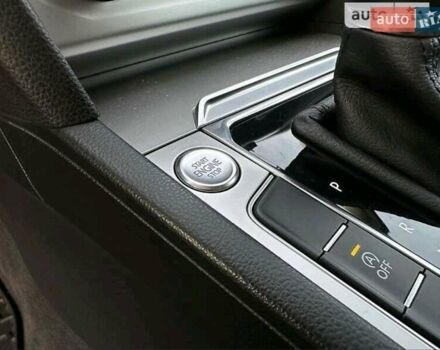 Фольксваген Пассат 2016 в Радомышле на Automoto.ua Серый Фольксваген Пассат, объемом двигателя 1.97 л и пробегом 286 тыс. км за 14500 $, фото 18 на Automoto.ua