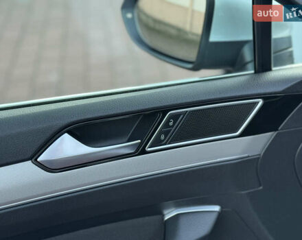 Серый Фольксваген Пассат, объемом двигателя 2 л и пробегом 267 тыс. км за 13950 $, фото 100 на Automoto.ua