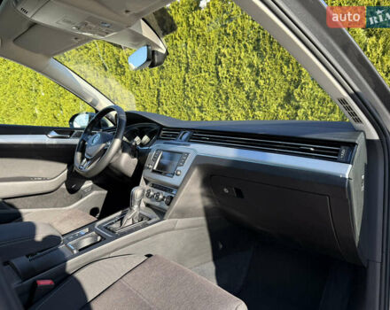 Серый Фольксваген Пассат, объемом двигателя 2 л и пробегом 195 тыс. км за 16999 $, фото 34 на Automoto.ua