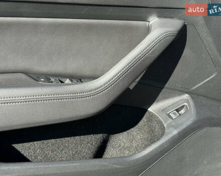 Сірий Фольксваген Пассат, об'ємом двигуна 1.6 л та пробігом 264 тис. км за 15800 $, фото 45 на Automoto.ua