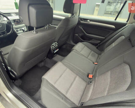 Серый Фольксваген Пассат, объемом двигателя 1.97 л и пробегом 299 тыс. км за 12850 $, фото 26 на Automoto.ua