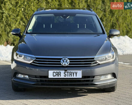 Серый Фольксваген Пассат, объемом двигателя 2 л и пробегом 195 тыс. км за 16999 $, фото 18 на Automoto.ua