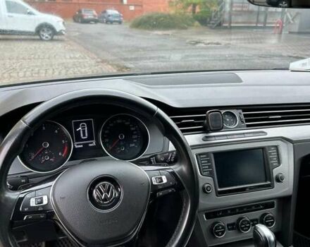 Серый Фольксваген Пассат, объемом двигателя 1.97 л и пробегом 187 тыс. км за 15000 $, фото 5 на Automoto.ua