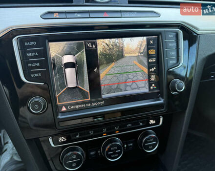 Сірий Фольксваген Пассат, об'ємом двигуна 1.97 л та пробігом 235 тис. км за 18200 $, фото 37 на Automoto.ua