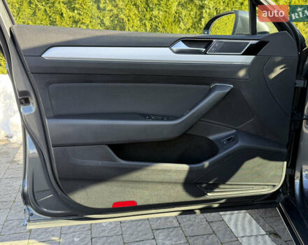 Серый Фольксваген Пассат, объемом двигателя 2 л и пробегом 195 тыс. км за 16999 $, фото 53 на Automoto.ua